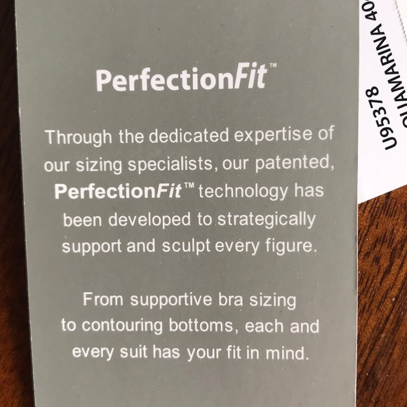 Coco Reef Maven High Neck Underwire Tankini Top - Picture 13 of 13